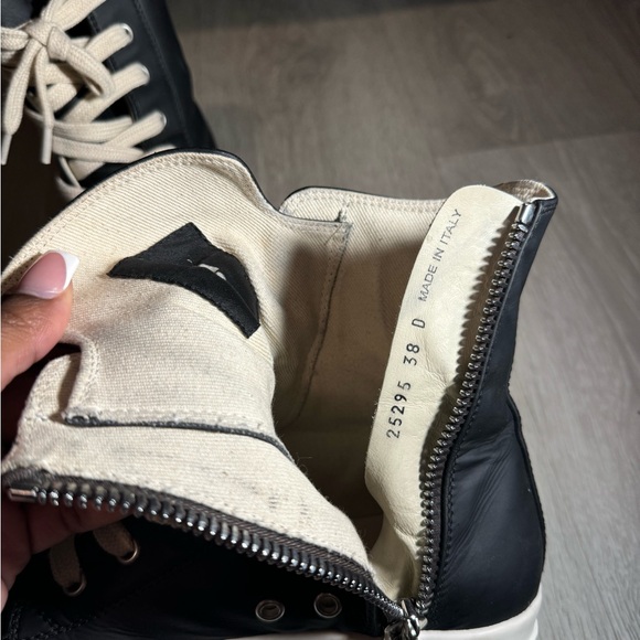 Rick Owen’s DRKSHDW chunky sole high top trainers - Picture 6 of 6